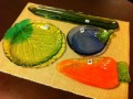 野菜のお皿(*´ω｀人)ｶﾜｲｲ