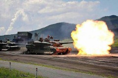 富士総合火力演習…