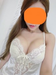 秋の夜更けのオナニーの