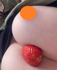 イチゴ on イチゴ
