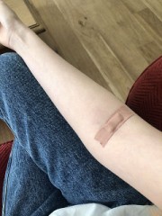 知らない間にデビューしてました