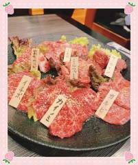 花より団子？いやお肉でしょ？ww