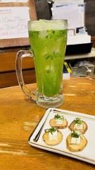 立ち飲みです。