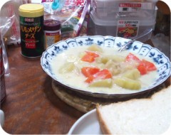 クリームシチューに軍配！