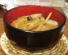 ちんちん汁にシイタケ＋豚ロースを．．．