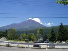 富士山に雪？