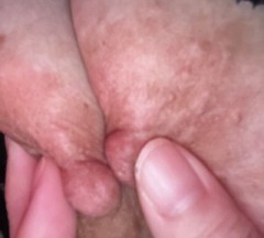 両チクビ一口で