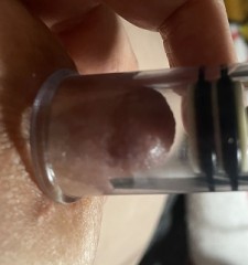 乳首開発中…