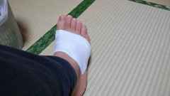 痛みに負けルナ！←