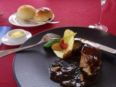 勝沼ワイナリーのレストラン