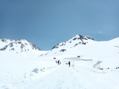 立山アルペンルート開通