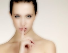 秘密をうちあけられるナイショの彼女が欲しい。