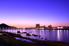 秋の夕暮れはつるべ落とし