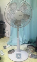 羽根折れ扇風機・・まだまだ健在！