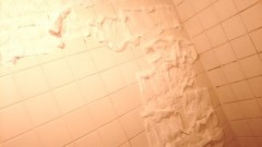 バスルームのカビ取り・・・