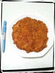大きいチキンカツ