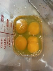 【お題日記】卵割ったら黄身が2つ以上あった経験