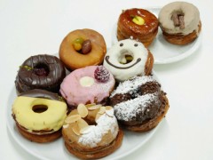 クロワッサンドーナツ専門店