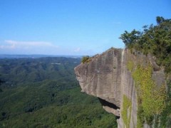 ぴょんきち・・崖っぷち・・・(￣∇+￣)v