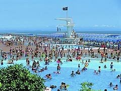 大磯ロングビーチ・・・(￣∇+￣)v