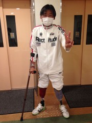 車いすテニス選手、盗撮目的で侵入容疑・・・・・・(￣∇+￣)v