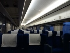 あなたの一番の相談相手はだれ？