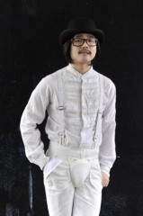 ダウンタウンの浜田の息子（黒メガネヒゲ）