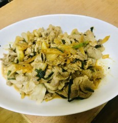 豚のニラ生姜焼き