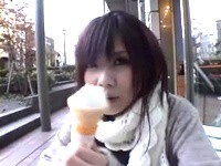 素人娘にしゃぶってもらいましたの巻