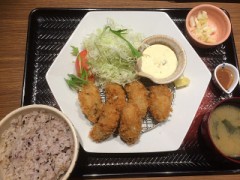 牡蠣フライ定食