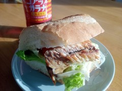 スモークサバサンド！