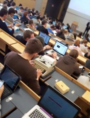 【お題日記】いらないなーと思うスマホの機能【機能が多過ぎて、そもそも不必要なのは