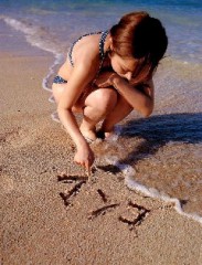 砂浜でマンコ（モザ無し）