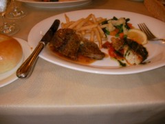 ミートソーススパゲッティとナタデココヨーグルト