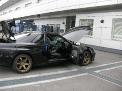 今日は、サーキット行ってきました。