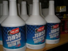 レッドラインのエンジンオイル