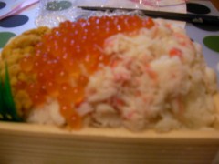カニ、うに、いくら盛り弁当