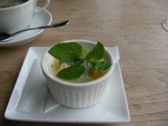 今日は、とても(~Q~;)