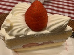 いちごのケーキ