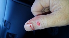 カッターナイフの凄刃