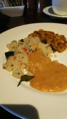 ストレスとローカルご飯で…