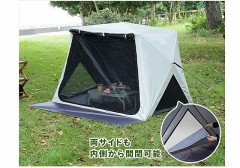 傘を開く要領で　テント設営