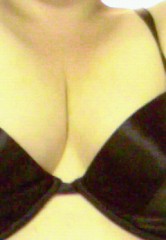 黒いサテンのブラ♪