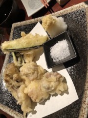 美味しいものを食べよー
