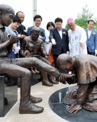 【写真】フランシスコ法王の訪韓の追憶そのままに←？？？