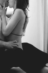 【お題日記】Hの最中喋る喋らない？