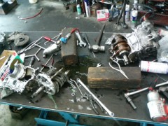 濡れた穴と棒の原理（バイクやで）