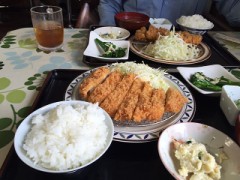 平塚の岡崎のとんかつ