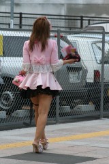 ちょっとそこ行くオネェサン！