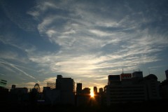 昨日の画像の反対側